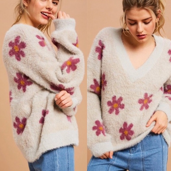 HP! New Soft fuzzy fur cozy floral  sweater - Picture 2 of 6